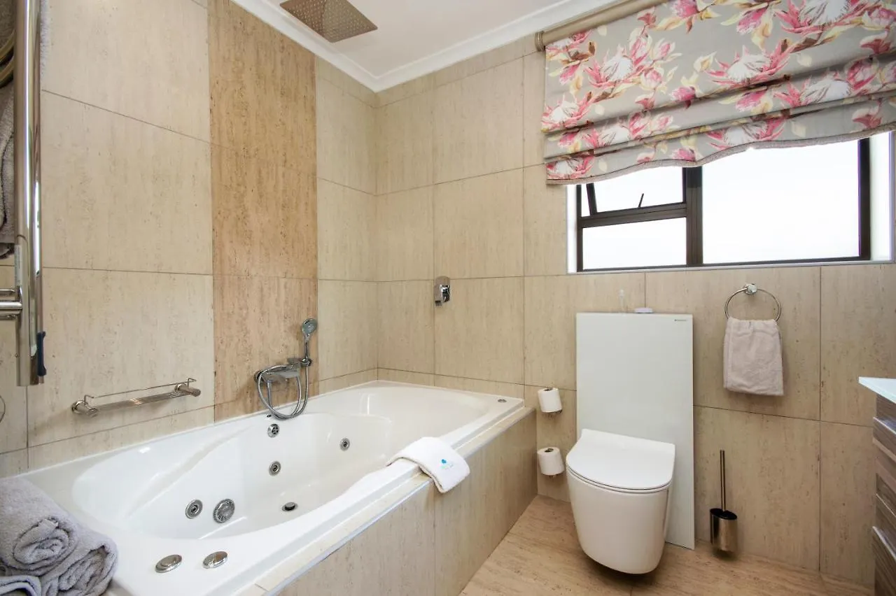 Nautilus Guesthouse Port Elizabeth 4*,  South Africa